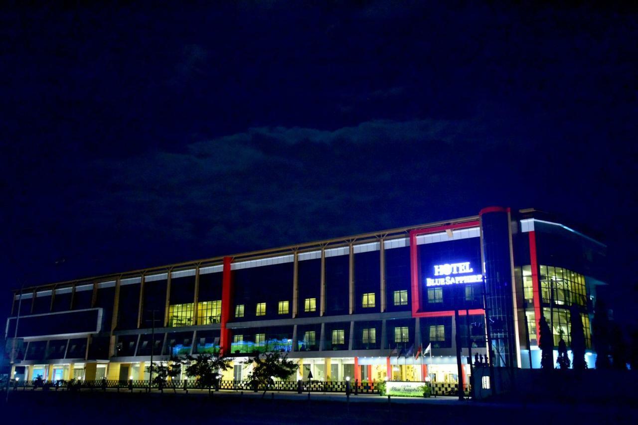 Hotel Blue Sapphire Dar es Salaam Bagian luar foto