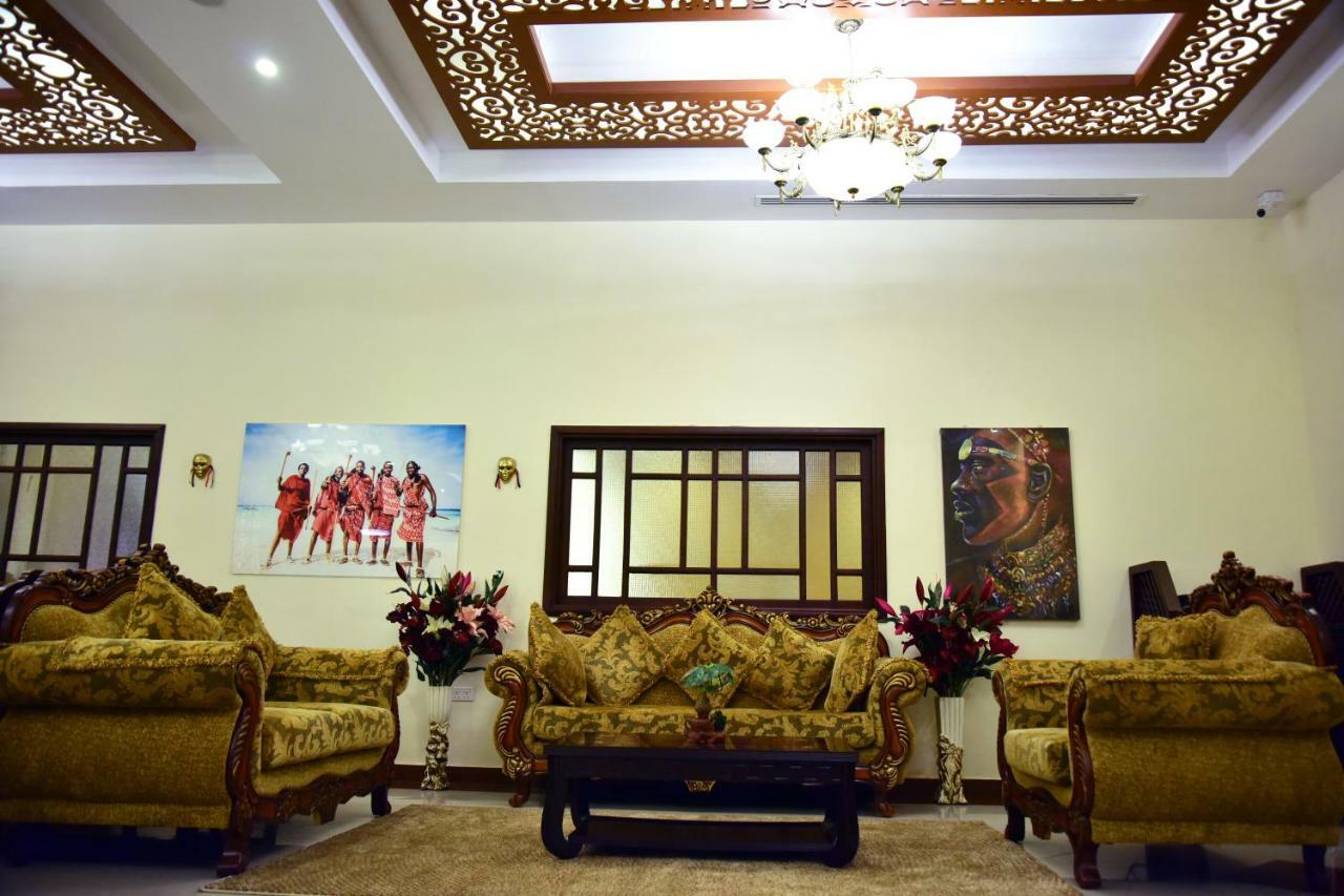 Hotel Blue Sapphire Dar es Salaam Bagian luar foto