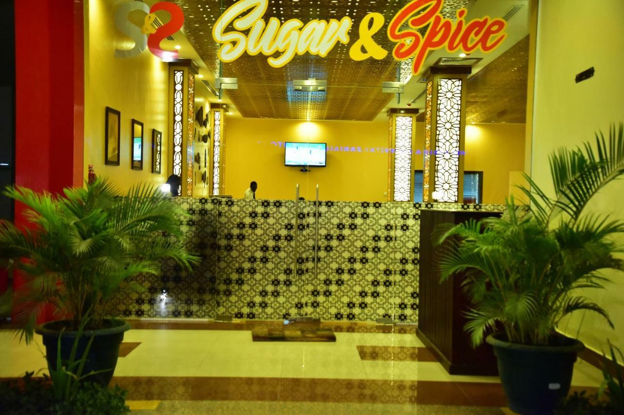 Hotel Blue Sapphire Dar es Salaam Bagian luar foto