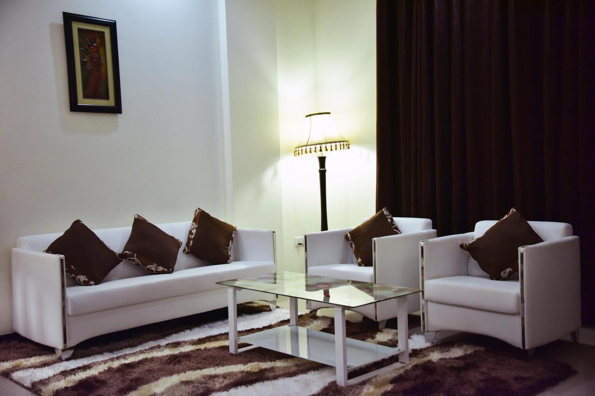 Hotel Blue Sapphire Dar es Salaam Bagian luar foto